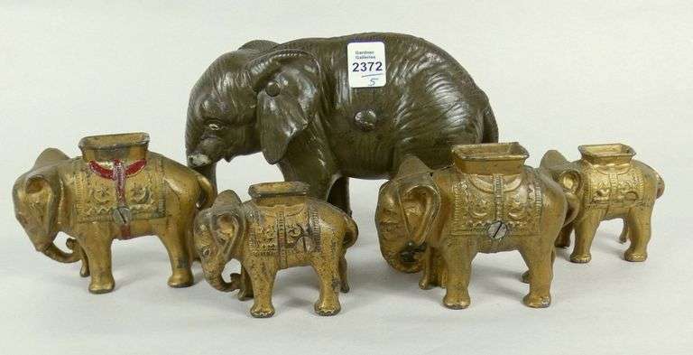 5 "ELEPHANT' BANKS