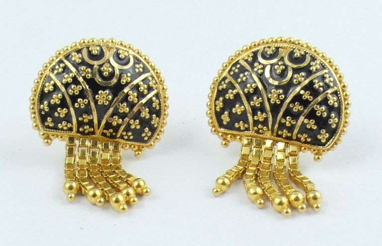 PAIR EARRINGS