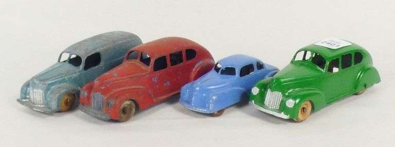 7 LONDON TOY CARS