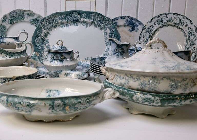 MISCELLANEOUS DINNERWARE