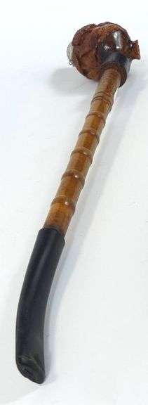 FINELY CARVED BAVARIAN PIPE