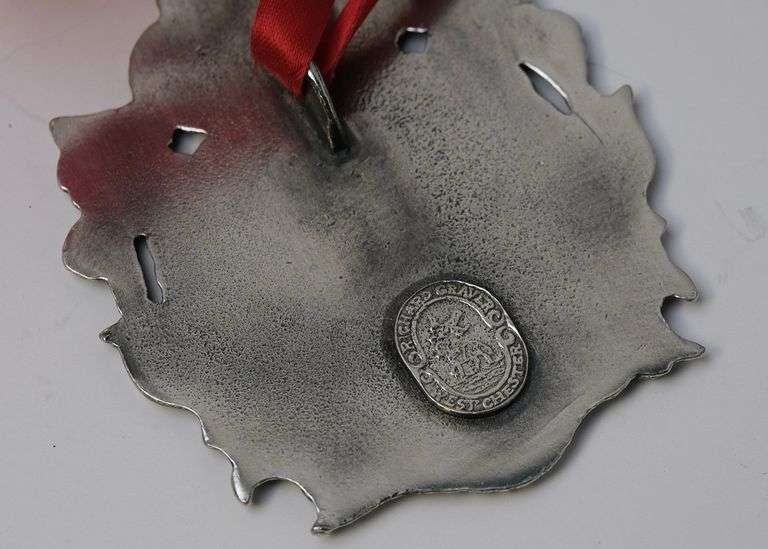ANTIQUE PEWTER