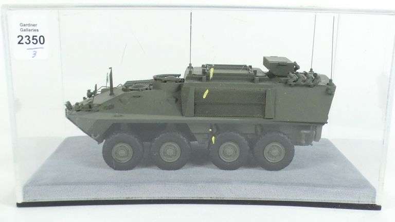 3 DIECAST MODELS