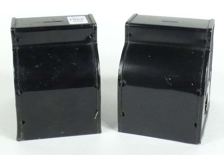 2 TIN CASH REGISTER BANKS