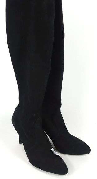 PAIR STUART WEITZMAN BOOTS
