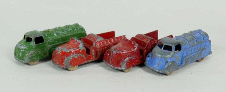 8 LONDON TOY TRUCKS