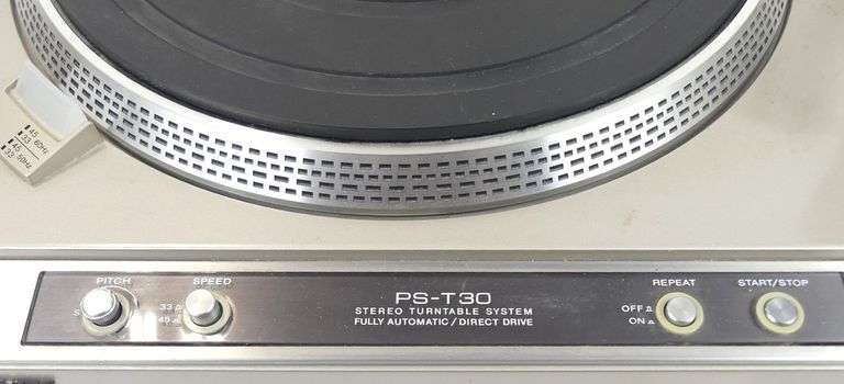 SONY TURNTABLE
