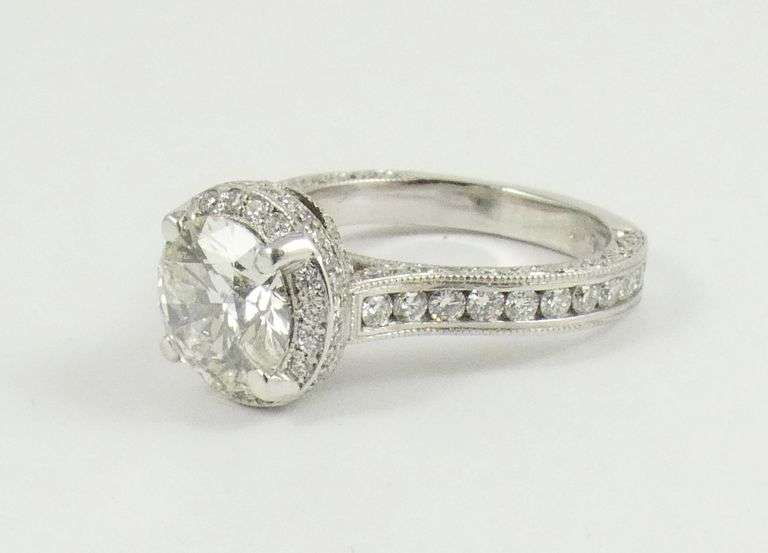 VERY VALUABLE DIAMOND RING