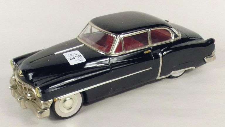 COIN BANK & TOY CAR