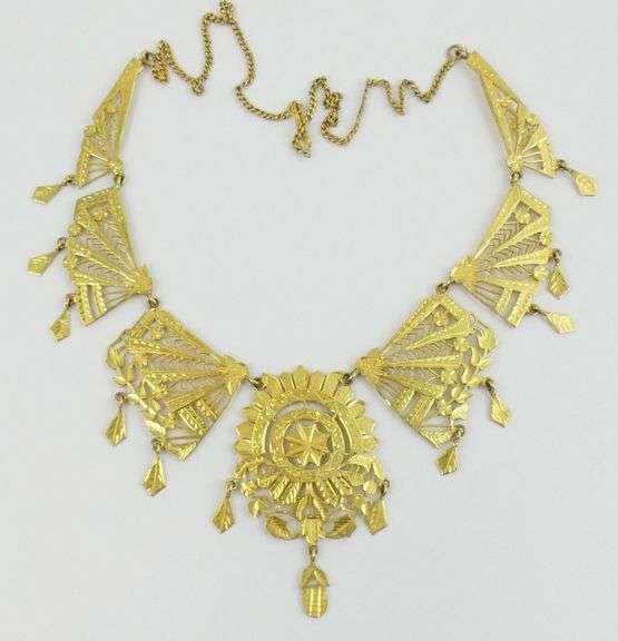 MAGNIFICENT GOLD NECKLACE