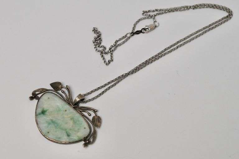 STERLING AND JADE PENDANT