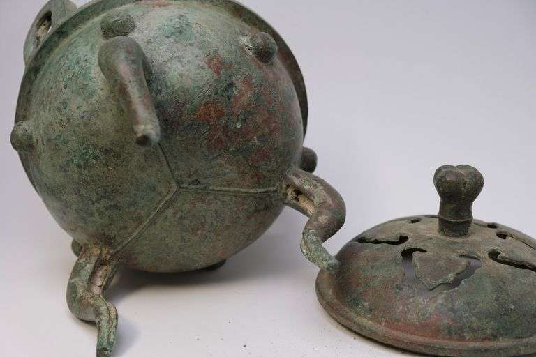 CHINESE BRONZE CENSER