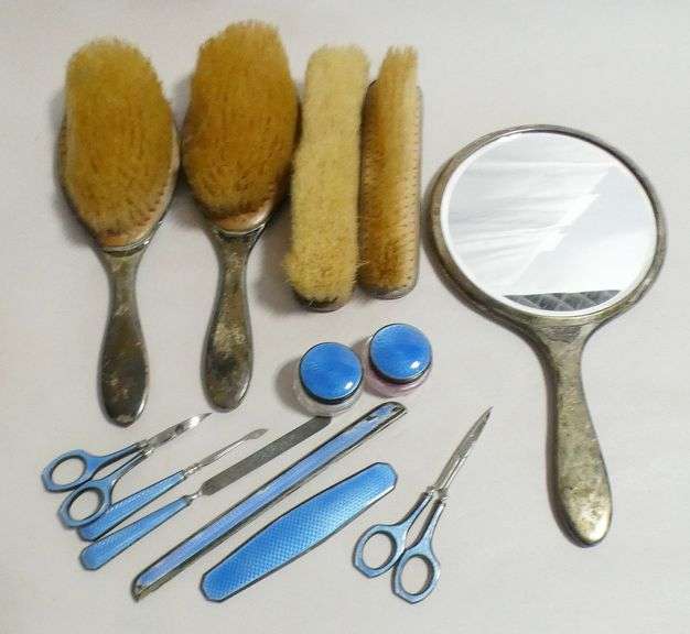 ENAMELED STERLING TOILETTE ACCESSORIES