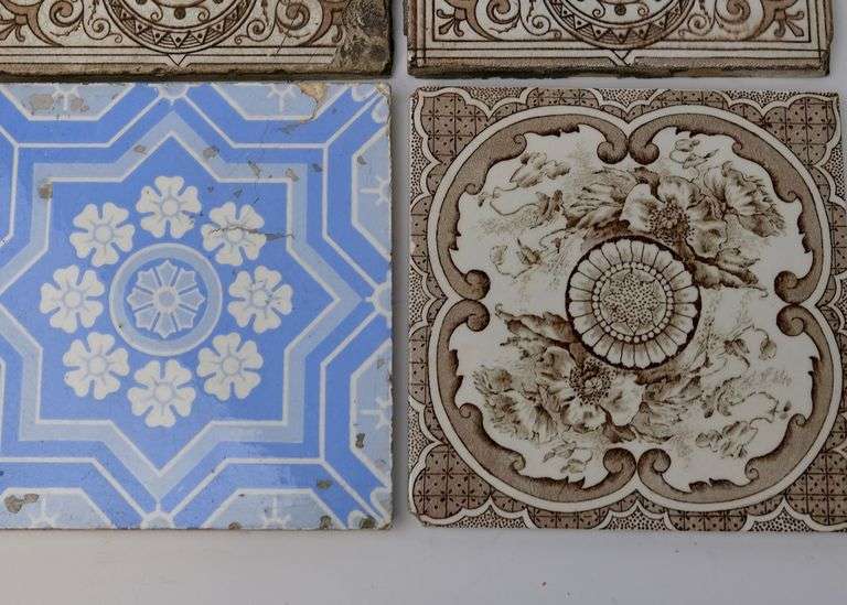 ANTIQUE TILES