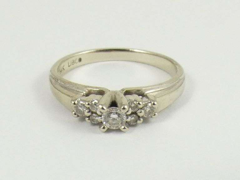 VINTAGE DIAMOND RING