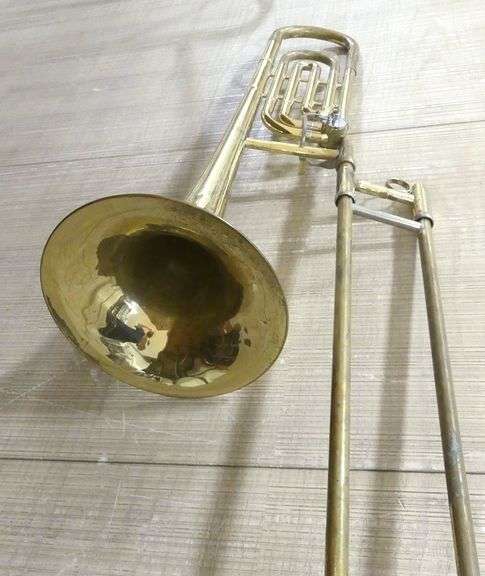 BRASS TROMBONE