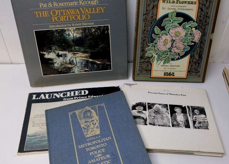 TWELVE BOOKS CANADA