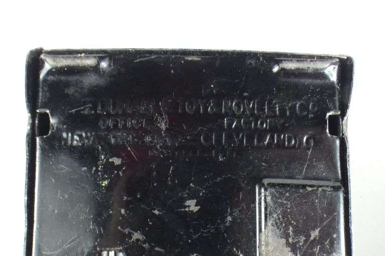 2 TIN CASH REGISTER BANKS
