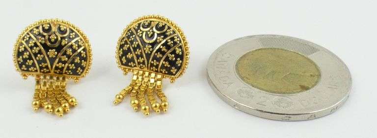 PAIR EARRINGS