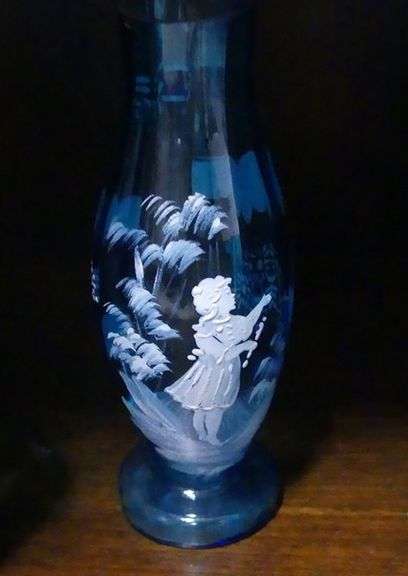 SIX PIECES OF BLUE MARY GREGORY GLASS
