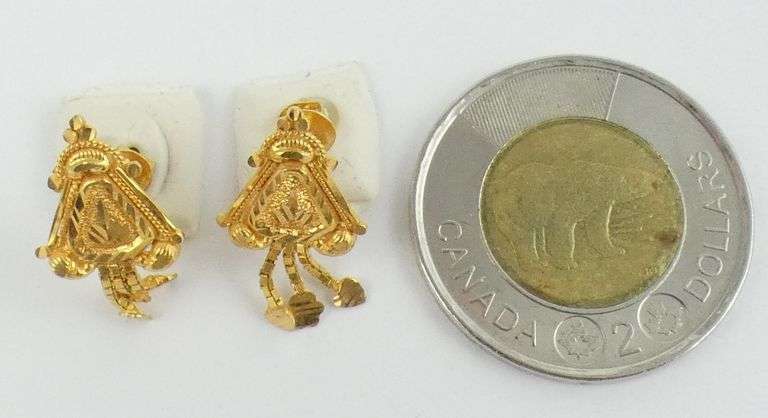 PAIR PIERCED EARRINGS