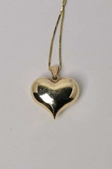 10K PENDANT AND CHAIN