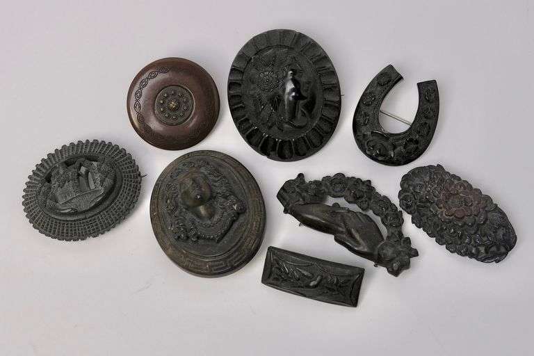 VICTORIAN MOURNING BROOCHES