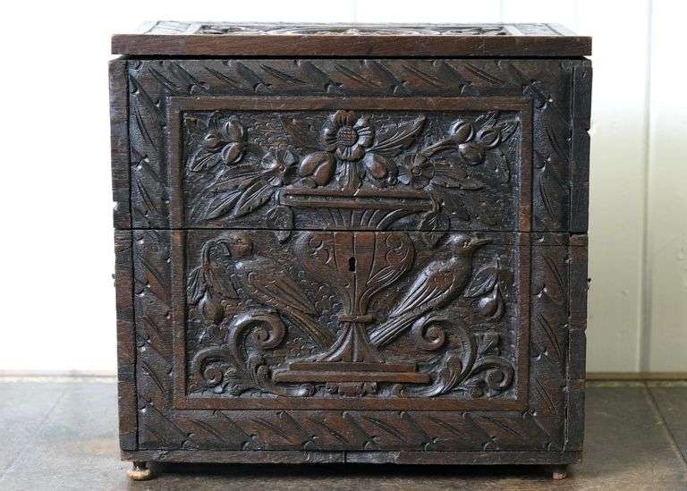 CARVED OAK BOX