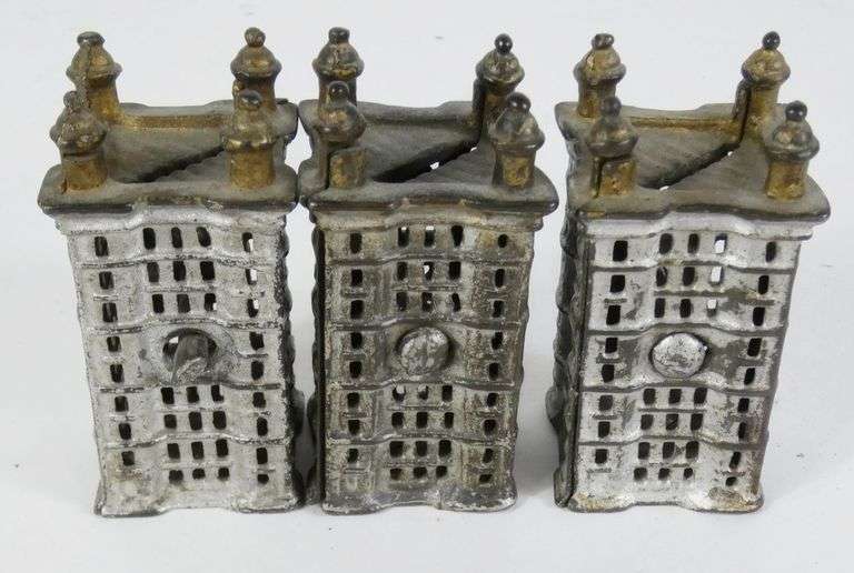 6 SKYSCRAPER COIN BANKS