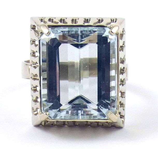 AQUAMARINE RING OF IMPORTANCE