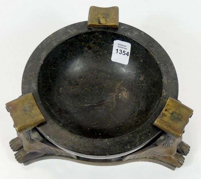 ART DECO ASHTRAY