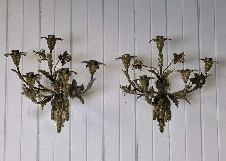 PAIR OF WALL SCONCES