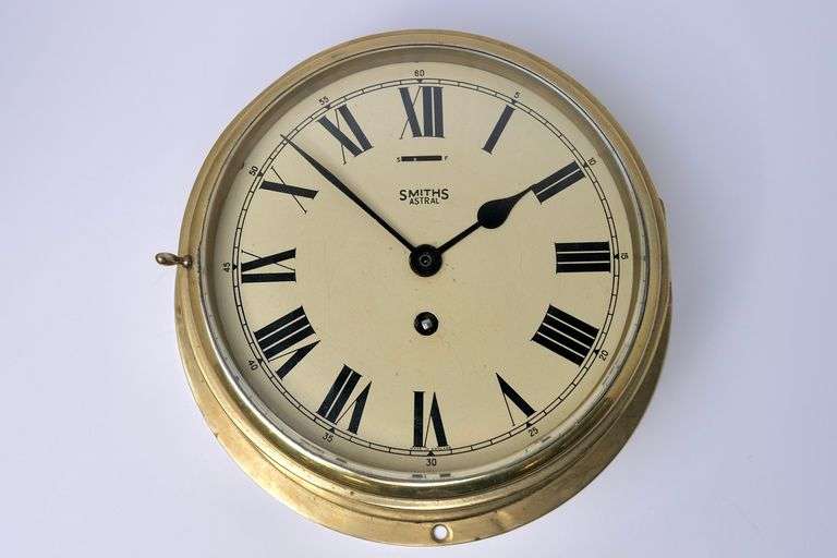 SMITH'S MARINE CLOCK