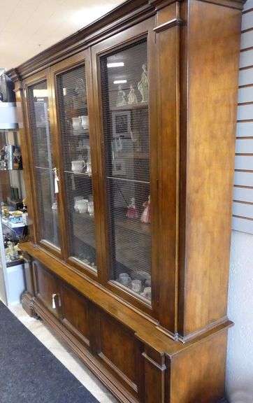BAKER FURNITURE BREAKFRONT CHINA CABINET/BOOKCASE