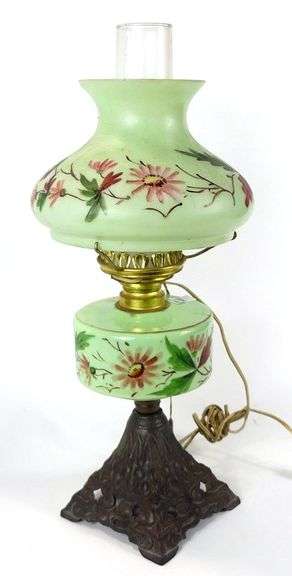 ANTIQUE OIL LAMP
