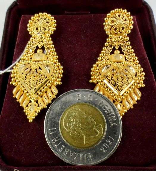 PAIR PENDANT STYLE EARRINGS