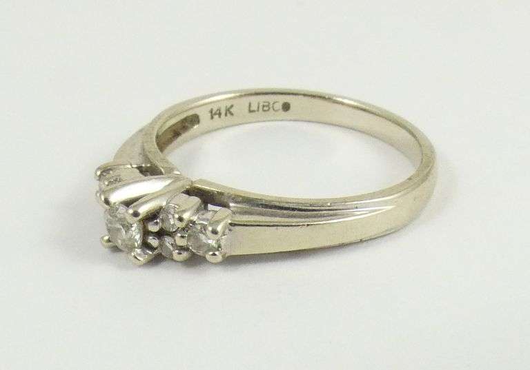 VINTAGE DIAMOND RING