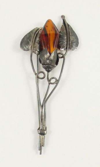 VINTAGE SILVER BROOCH