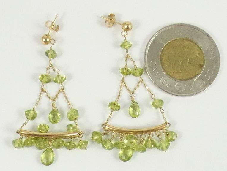 PAIR PERIDOT EARRINGS