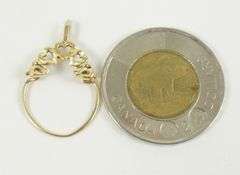 SMALL GOLD PENDANT