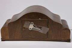 MANTEL CLOCK