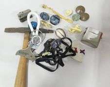 BOX LOT OF INTERESTING CURIOS