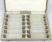 SET OF CRYSTAL KNIFE RESTS