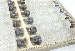 SET OF CRYSTAL KNIFE RESTS