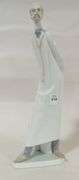 LARGE LLADRO "DOCTOR" FIGURINE