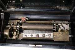 SWISS MUSIC BOX