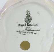 ROYAL DOULTON FIGURINE "LISA"