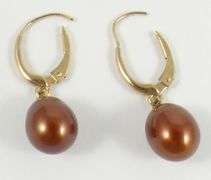 PAIR PEARL EARRINGS