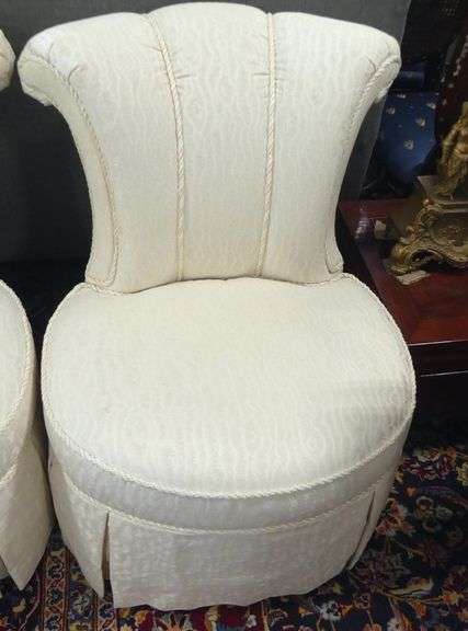 PAIR OF DECORATOR CHAIRS