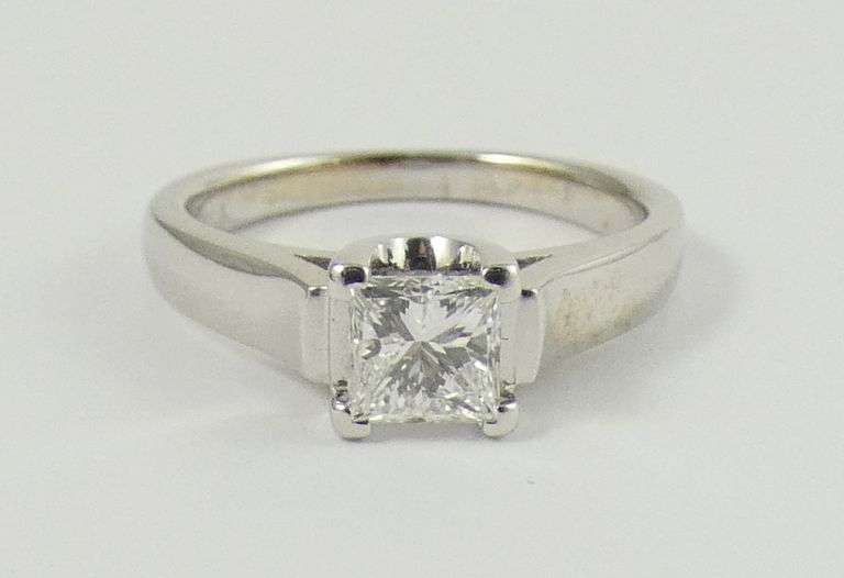 PRINCESS DIAMOND SOLITAIRE